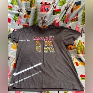 Unisex Dark Gray T-Shirt with Texas  Design